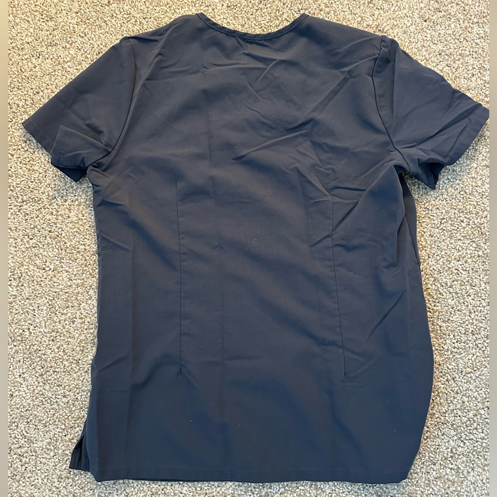 Catarina Fig Scrub Top - Picture 3 of 6